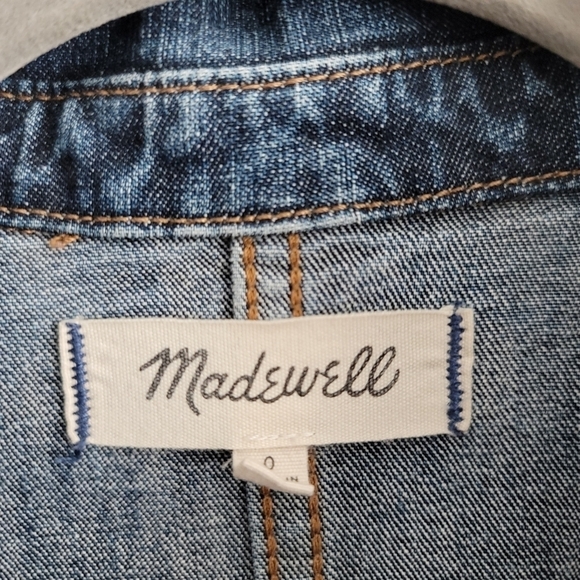 Madewell Women's 0 Denim Long-Sleeve Romper in Vasey Wash AL731 - Picture 4 of 16